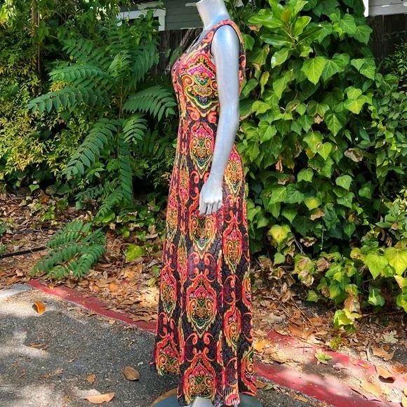 1970s Fred Rothschild of California Accordion Pleat Maxi Dress - Picture 2 of 7